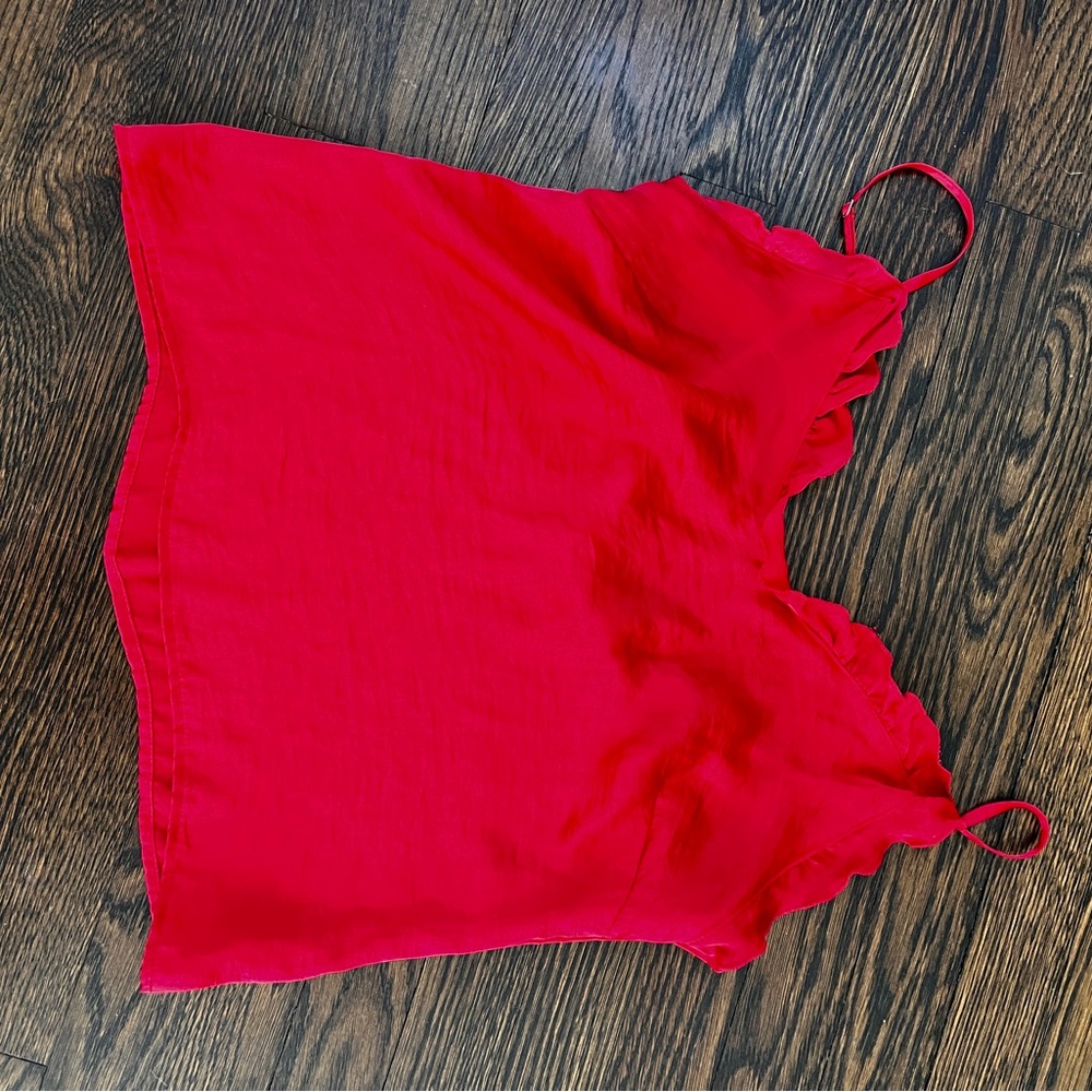 Red cami